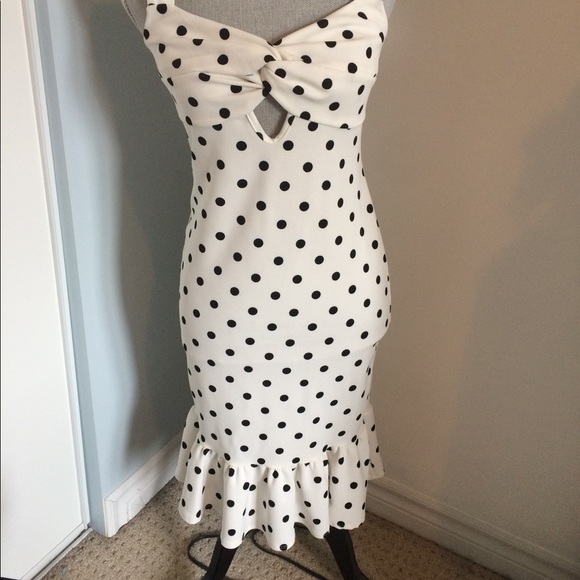 💖 Polka dot black and white dress 💖 - Picture 2 of 5